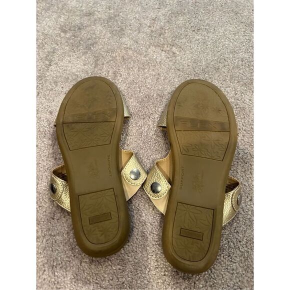 Life Stride Soft System Gold Slip on Flat Comfort Sandals. Size 9.5M. - Picture 4 of 6
